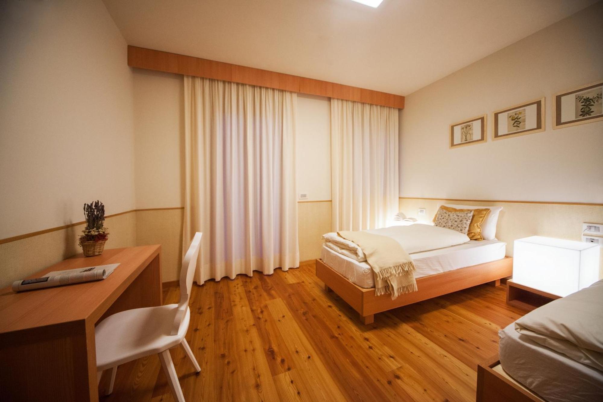 Lumen Hotel Falcade Cameră foto
